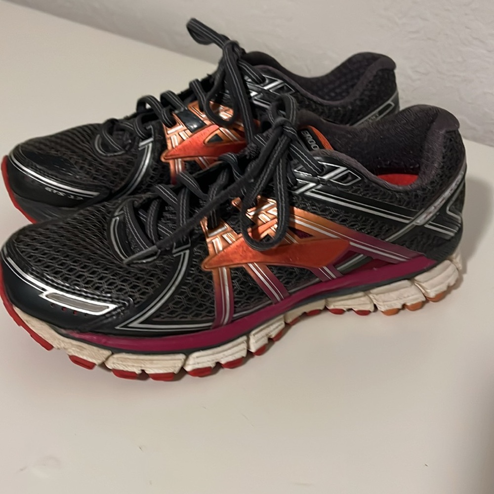ON SALE $15 Brooks Adrenaline GTS 17 Women’s Running Shoes - Gray/Orange